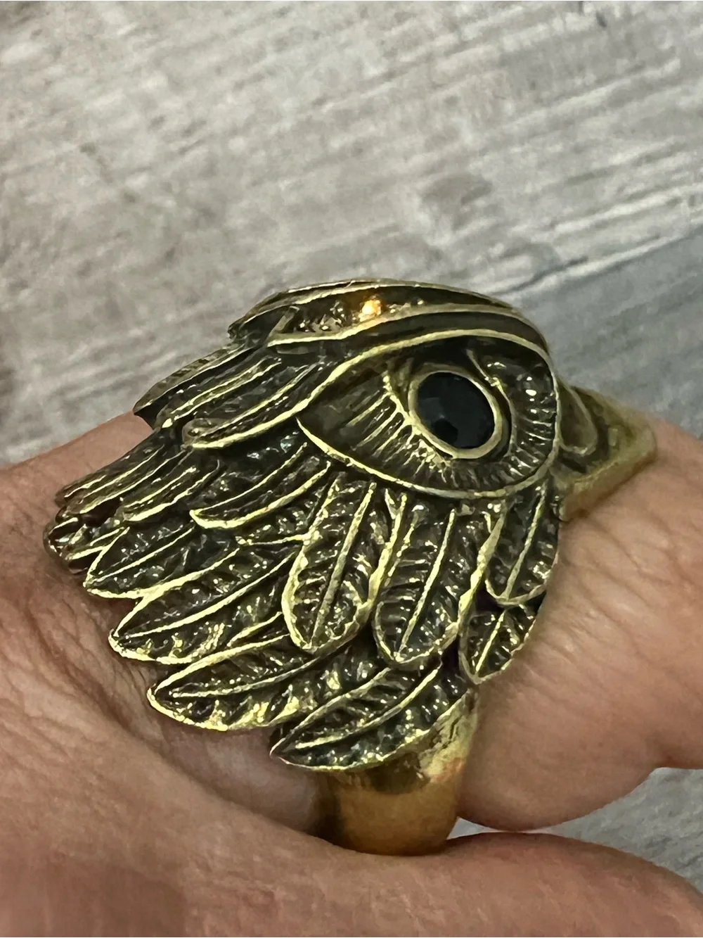 Kurt Geiger Jewelry Gold Ring Size 7 Eagle Head Crystal Pave Statement Ring
